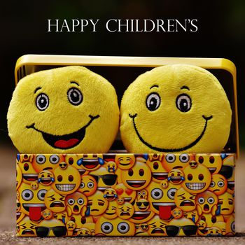 HAPPY CHILDREN'S